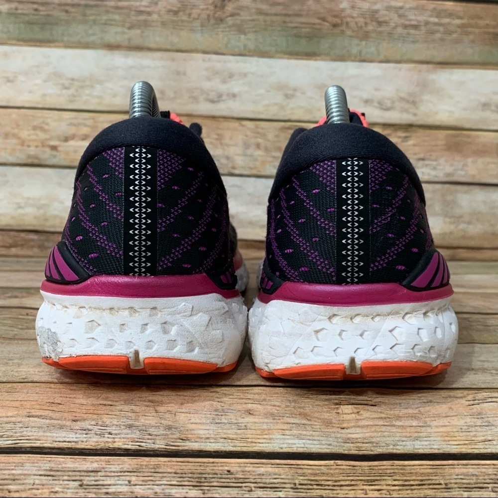 Brooks Transcend 6 Athletic Shoes - Picture 5 of 10